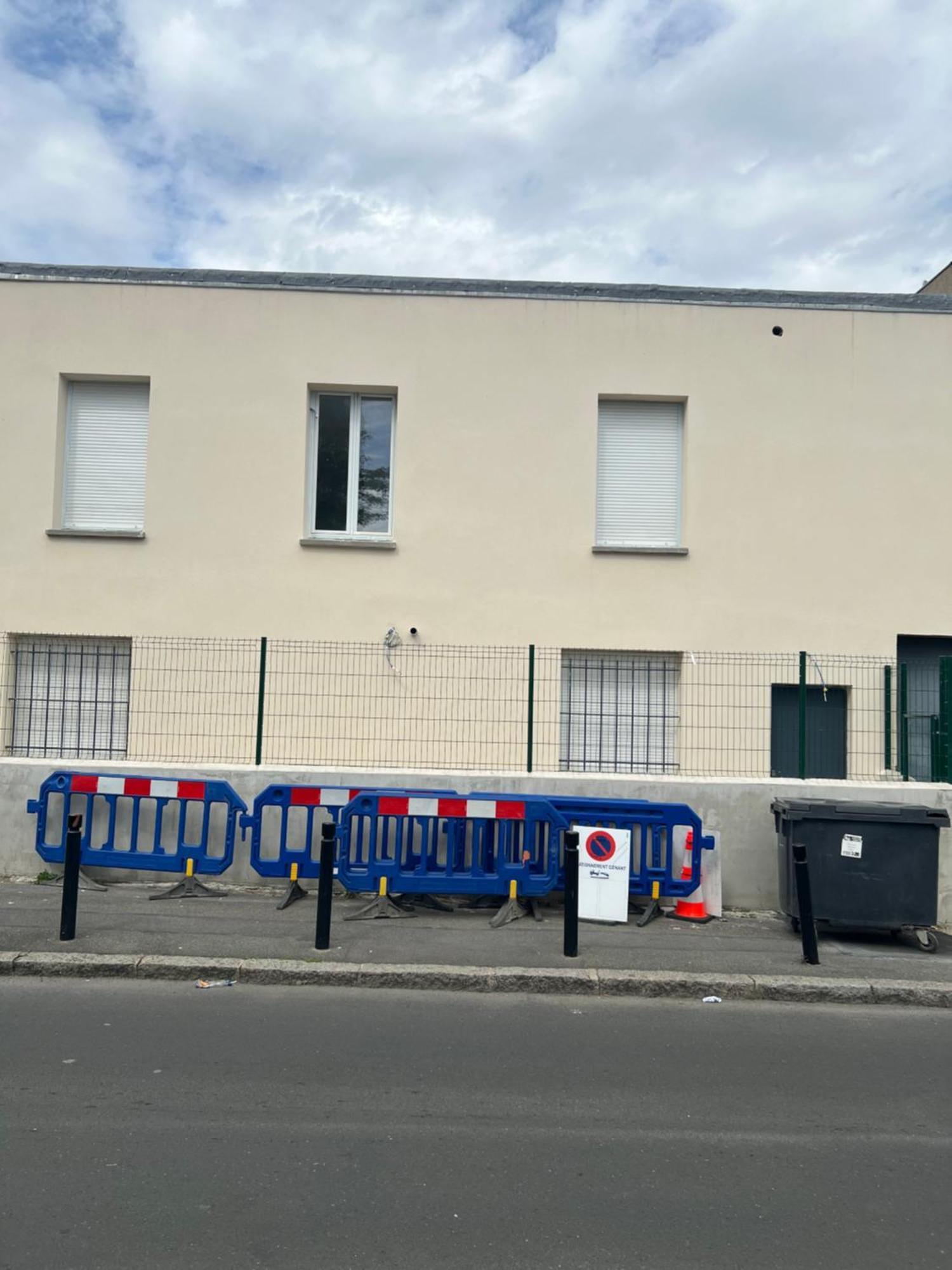 Studio A 2 Arret De Gare Du Nord Pierrefitte-sur-Seine Exterior foto